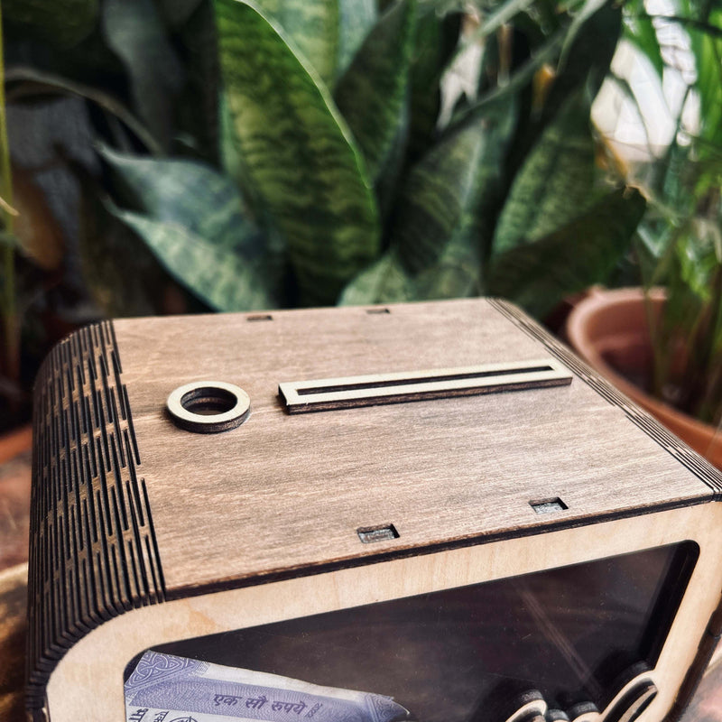 Gift-worthy piggy bank for birthdays and kids